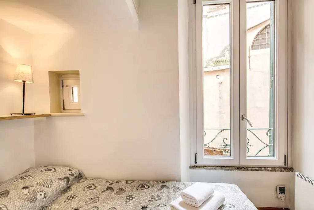 Navona Flat Rom